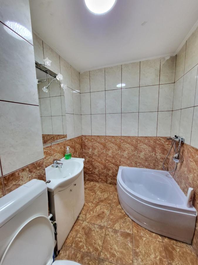 Avrig-Ferdinand Studio Бухарест Экстерьер фото
